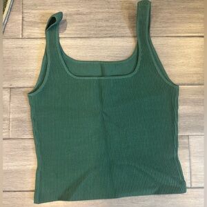 Aritzia Babaton Sculpt Knit Tank Top